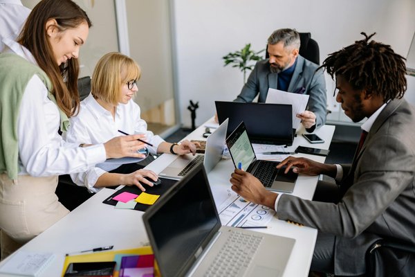 Naviguez avec succès dans la recherche d'emploi en Suisse