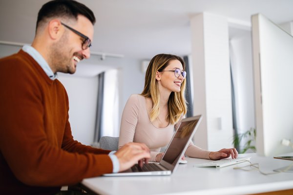 Boostez votre succès professionnel grâce à une agence LinkedIn Ads à Montréal
